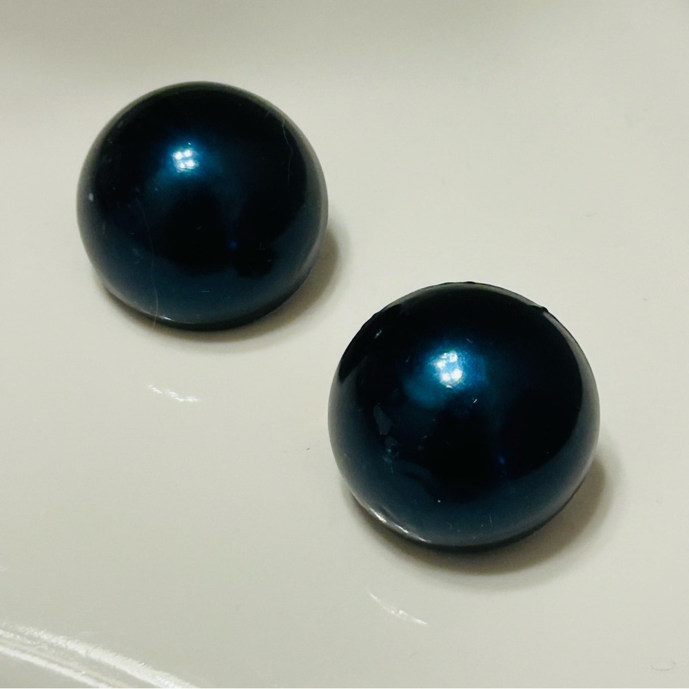 Vintage 50s/60s Deep Navy Blue Iridescent Half Globe Clip on Earrings